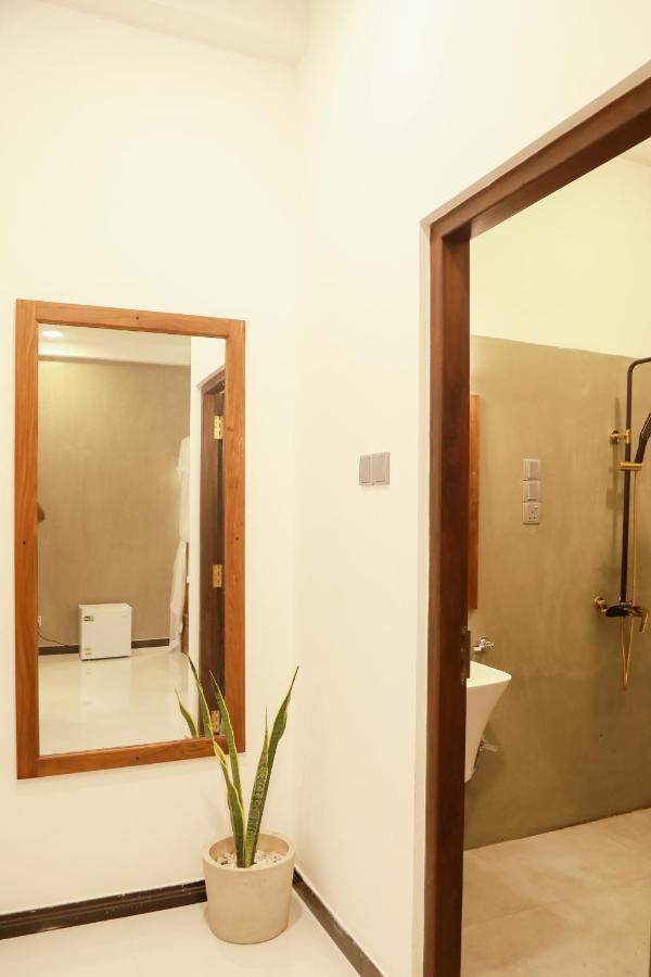 Gold Bubble Hotel Ahangama Ngoại thất bức ảnh